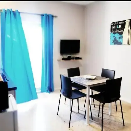 Apartment With Harbour Veiw