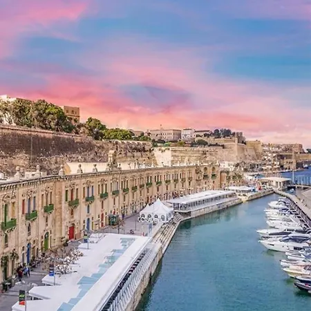 With Harbour Veiw * Valletta