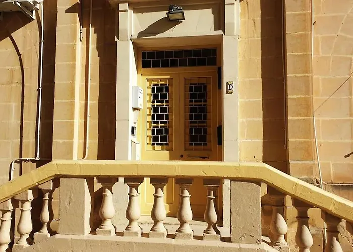 Апартаменты With Harbour Veiw *